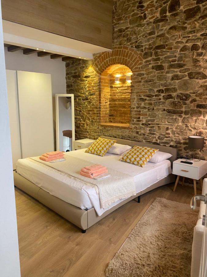 Appartement La Torre Di Borgunto - Piazza Grande à Arezzo Extérieur photo