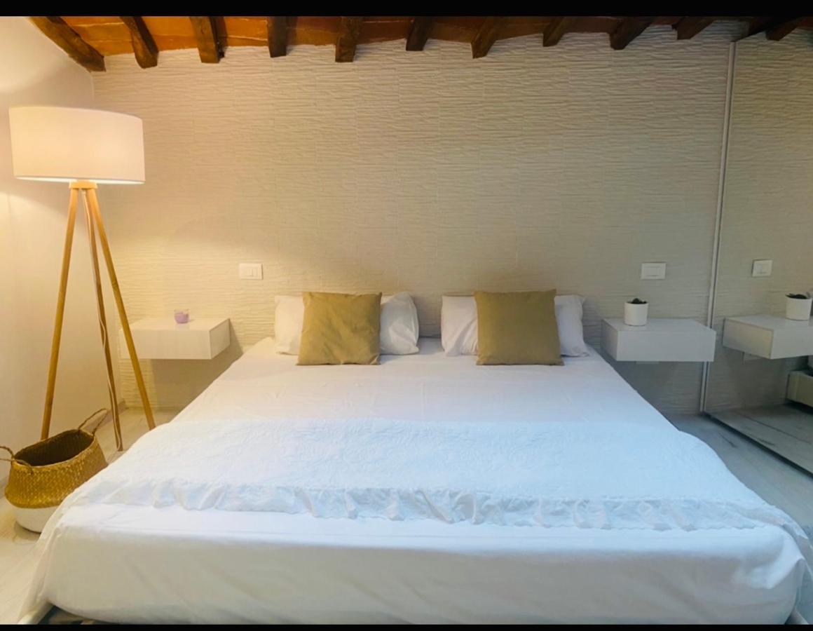 Appartement La Torre Di Borgunto - Piazza Grande à Arezzo Extérieur photo