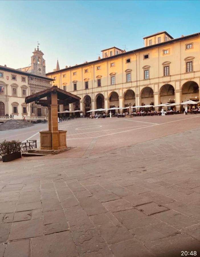Appartement La Torre Di Borgunto - Piazza Grande à Arezzo Extérieur photo