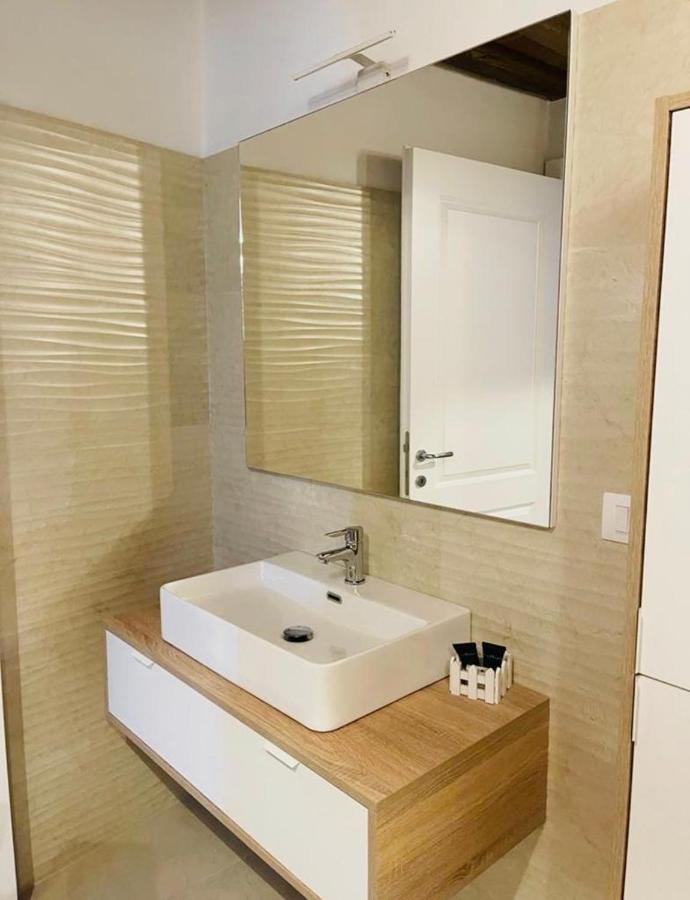 Appartement La Torre Di Borgunto - Piazza Grande à Arezzo Extérieur photo