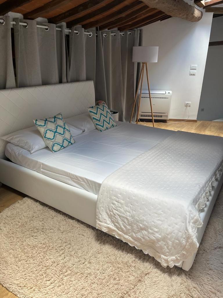 Appartement La Torre Di Borgunto - Piazza Grande à Arezzo Extérieur photo